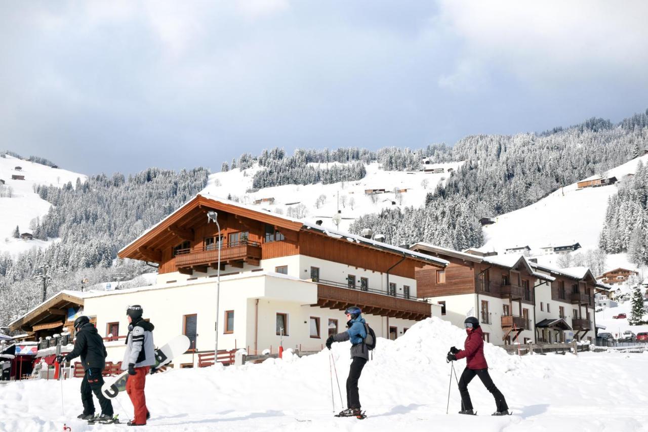 Appartements Neben Der Gondelbahn - Haus Nord Brixen im Thale Esterno foto