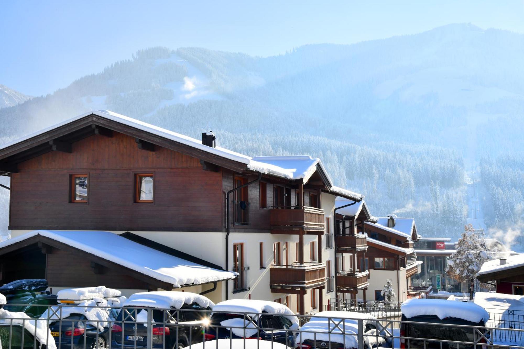 Appartements Neben Der Gondelbahn - Haus Nord Brixen im Thale Esterno foto